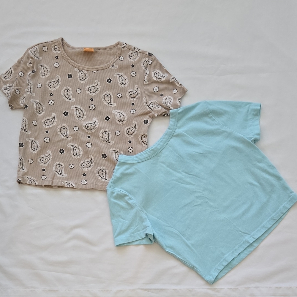 Paisley and Solid Women's Crop T-Shirt Set, Size small